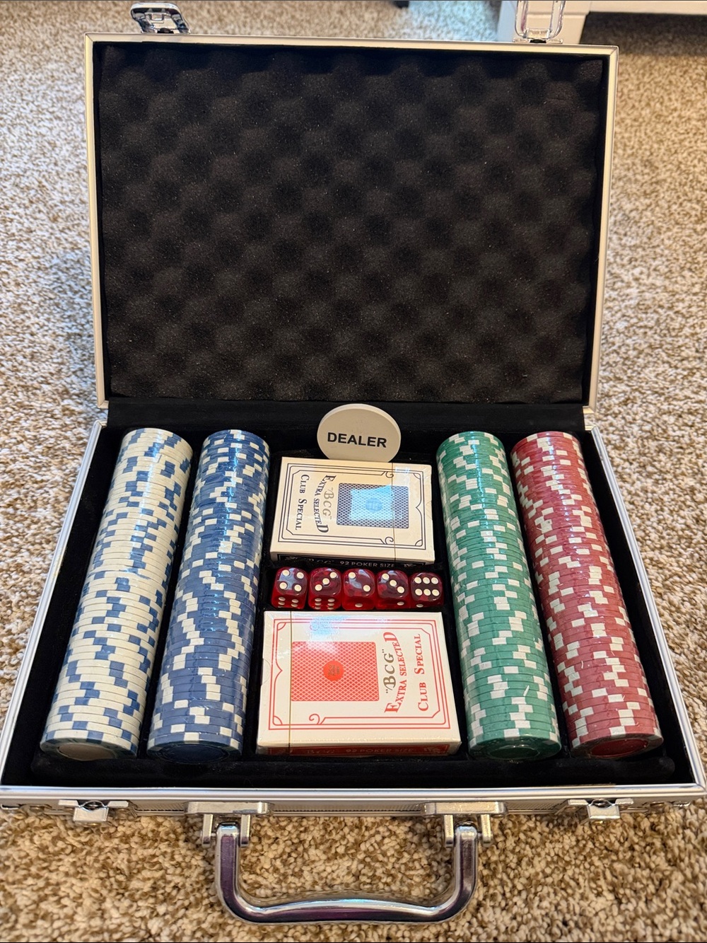 Deluxe Poker Chip Set with Cards & Dice - Blue, Green, Red